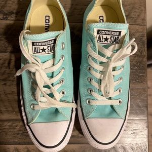 Turquoise converse